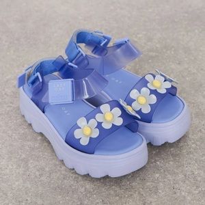 LAZY OAF x MELISSA || blue daisy kickoff sandals